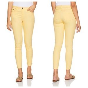 Forever 21 Pastel Yellow Skinny Jeans Pants 26